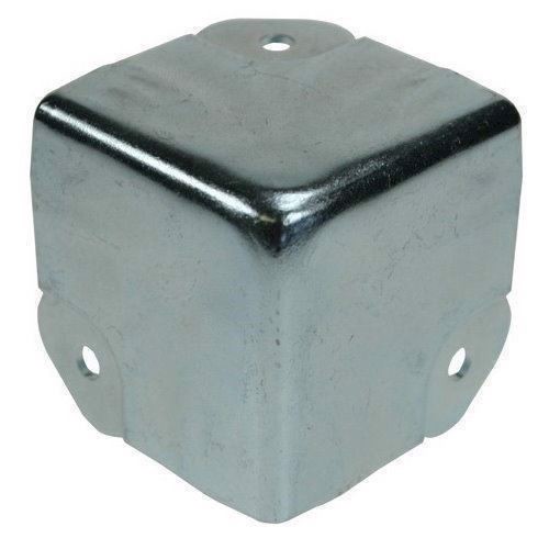 Adam Hall Case Corner three-leg cranked for 6145 Aluminium Top Edge Capping - 4146