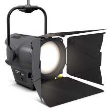 Cameo F4 T PO IP Pole-Operated Tungsten Fresnel Spotlight - IP65, 520 W LED, 3,200 K, 24,000 lm