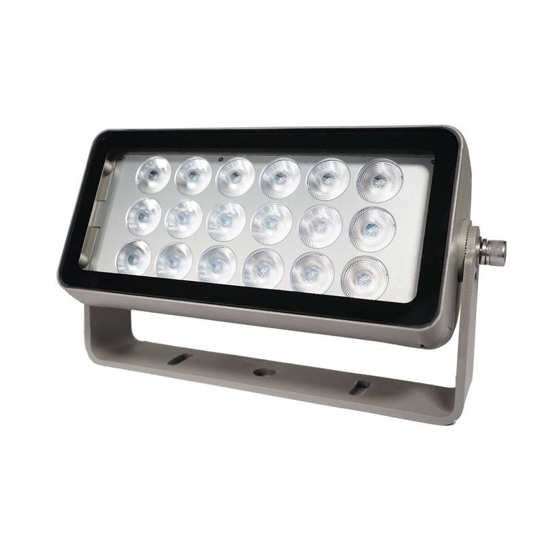 ARC Wash 150, IP 65 , 18 x 10 Watt RGBW LED´s