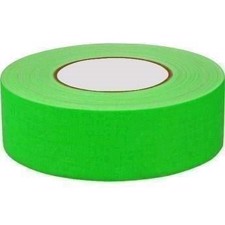 Glow gaffatape. 48 mm. x 22,8 m.  Grøn