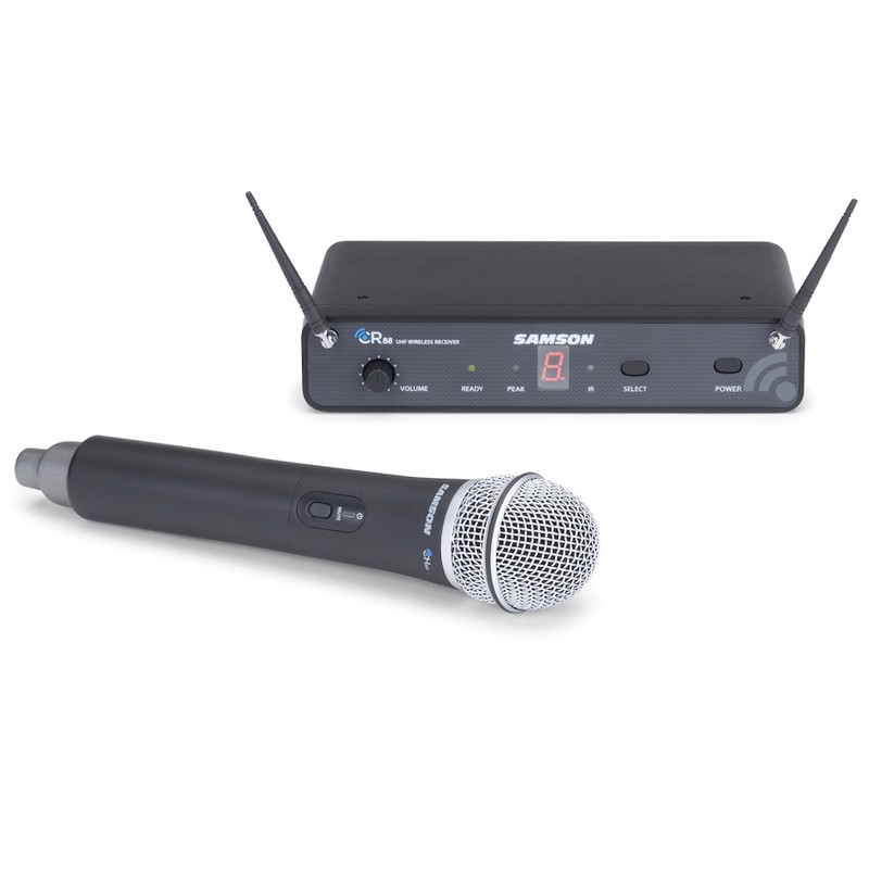 Samson Concert 88 Hand-G, Samson Concert 88 kan håndtere op til 16 trådløse systemer samtidigt over to frekvensbånd i en radius på 90 meter mellem sender og modtager. Modtager og håndmikrofonsender.
