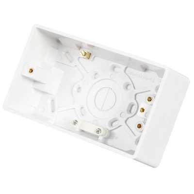 Cloud vægboks 2 gang underlag 47 mm dyb Hvid